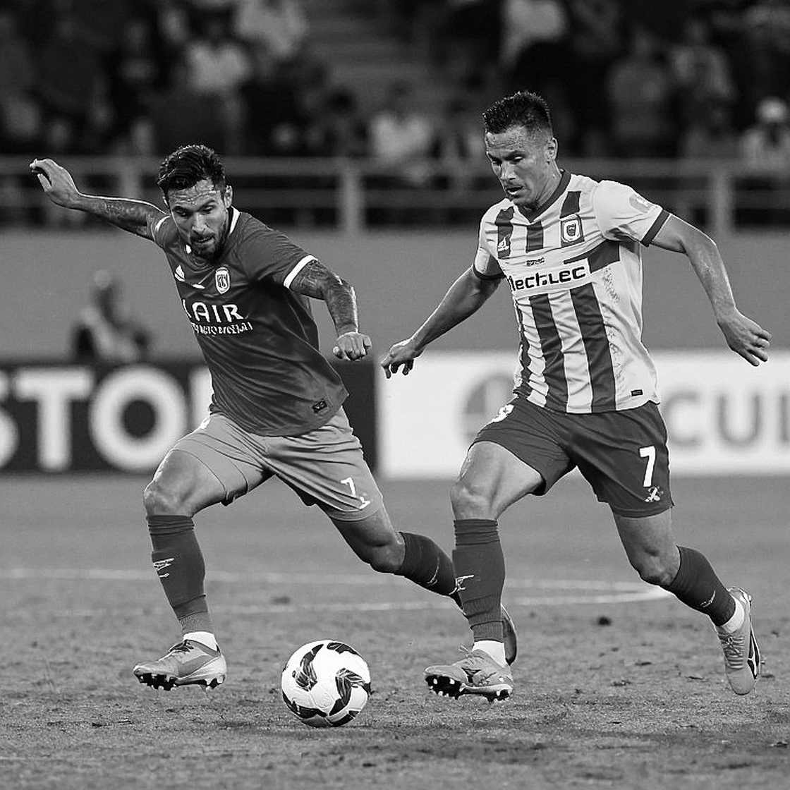 The Borrowed Gloves: Tiefenbach, a Centre-Back in Goal, and a Name Attached to the Wrong Man