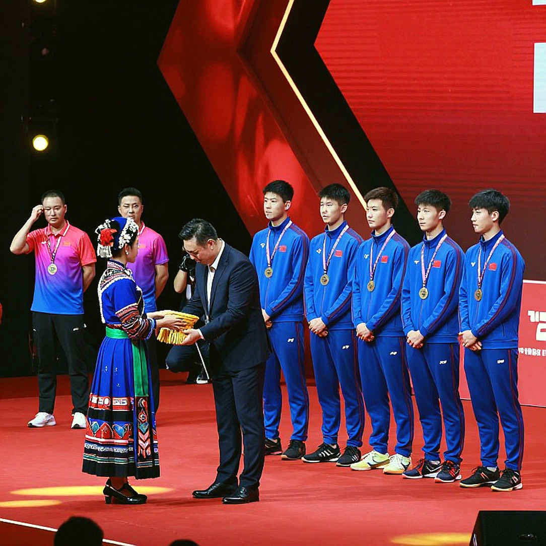 Thùy Linh thắng set 24-22 trước Chen Yu Fei, Hải Đăng dừng trước Kunlavut: vòng ba Asiad nhìn từ khoảng lặng giữa hai set