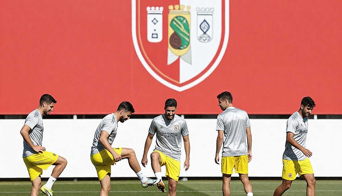 Bản tin dự đoán đang lừa bạn: Vì sao Malaysia không hề 'nhỉnh hơn' Indonesia tại ASEAN Cup Bản tin dự đoán đang lừa bạn: Vì sao Malaysia không hề 'nhỉnh hơn' Indonesia tại ASEAN Cup