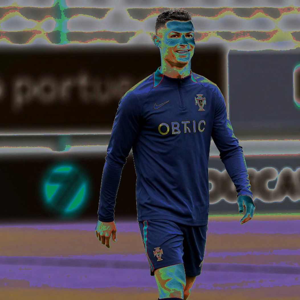 Nhịp đập phòng thay đồ V.League: Từ con số 0 đến cánh cửa mở dưới mưa