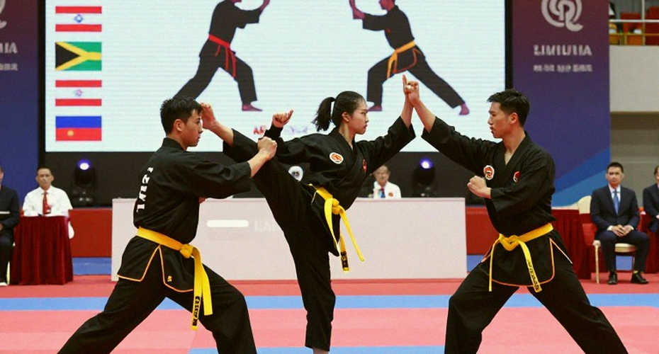 Sal Everett và bản hợp đồng UFC: Khi trợ lý cá nhân của Dana White bước vào lồng bát giác