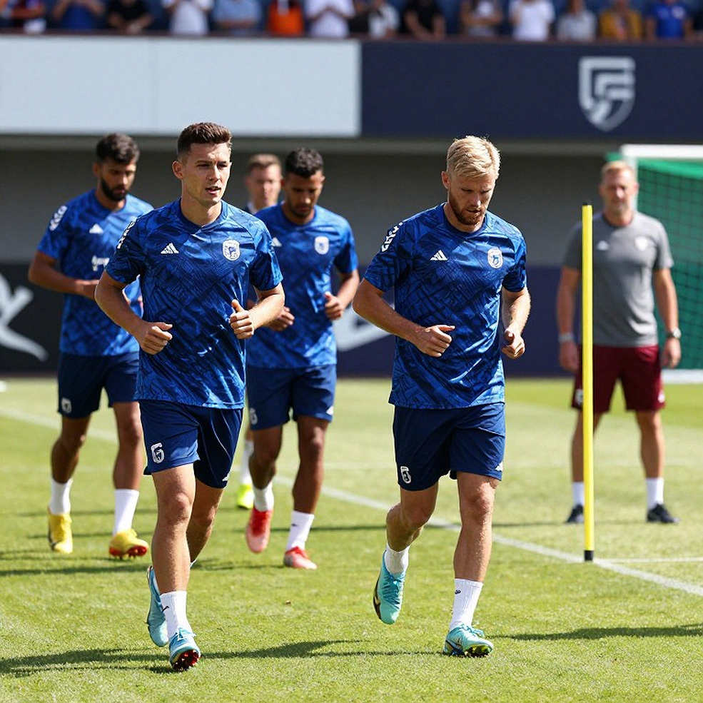 Éder Militão trở lại tập chung cùng Real Madrid: cú hích nào cũng cần một liều thận trọng Éder Militão trở lại tập chung cùng Real Madrid: cú hích nào cũng cần một liều thận trọng