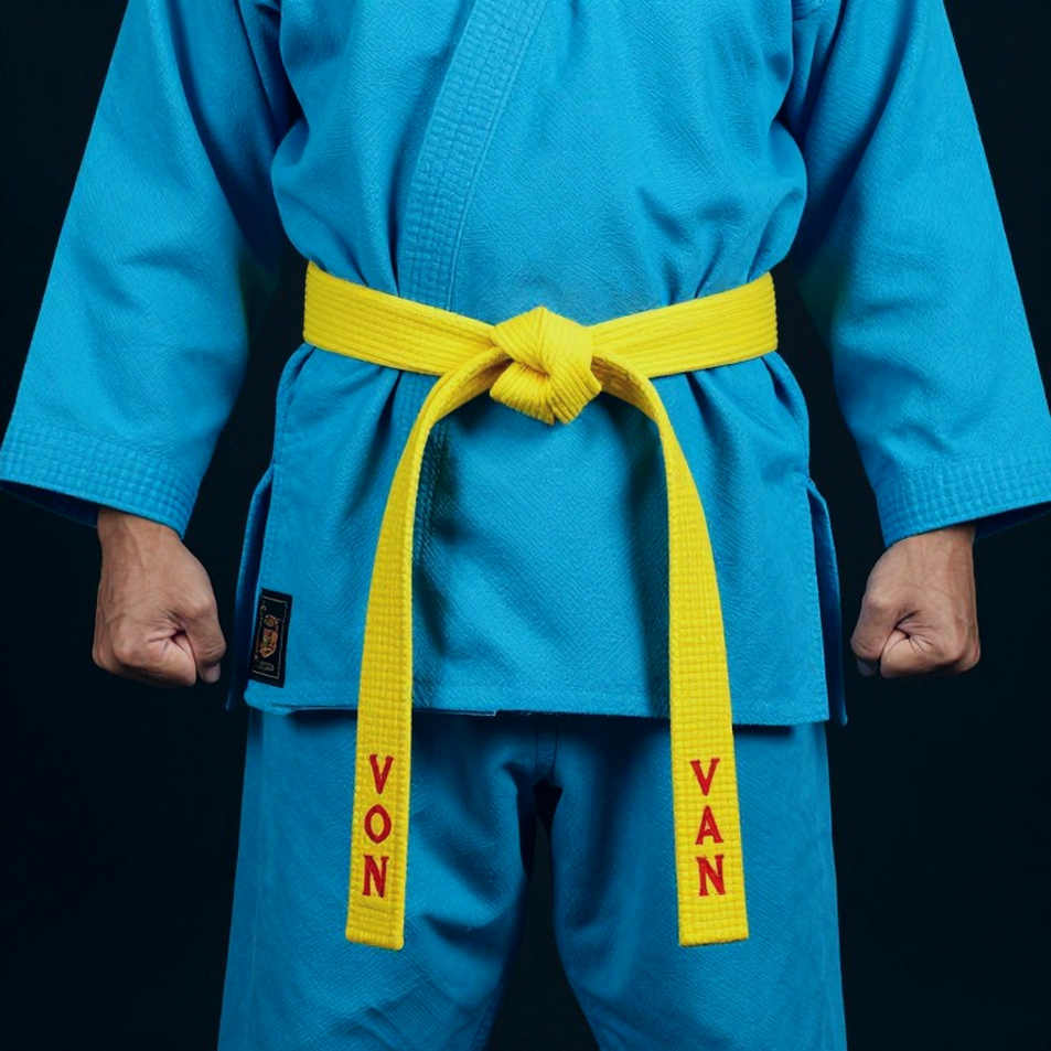 Tiếng còi cứu thương và khoảng lặng sau cú knock-out: Khi Raoni Barcelos rời lồng bát giác