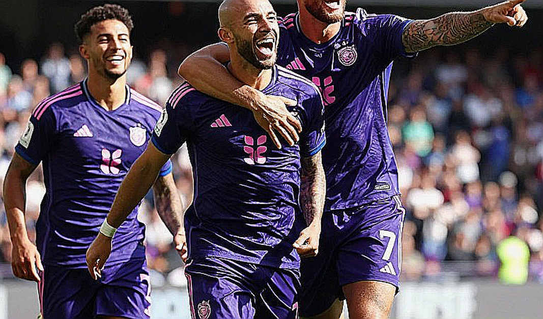11 bàn thắng và bức tường Thái Lan: đọc trận chung kết ASEAN Cup từ ghế quan sát