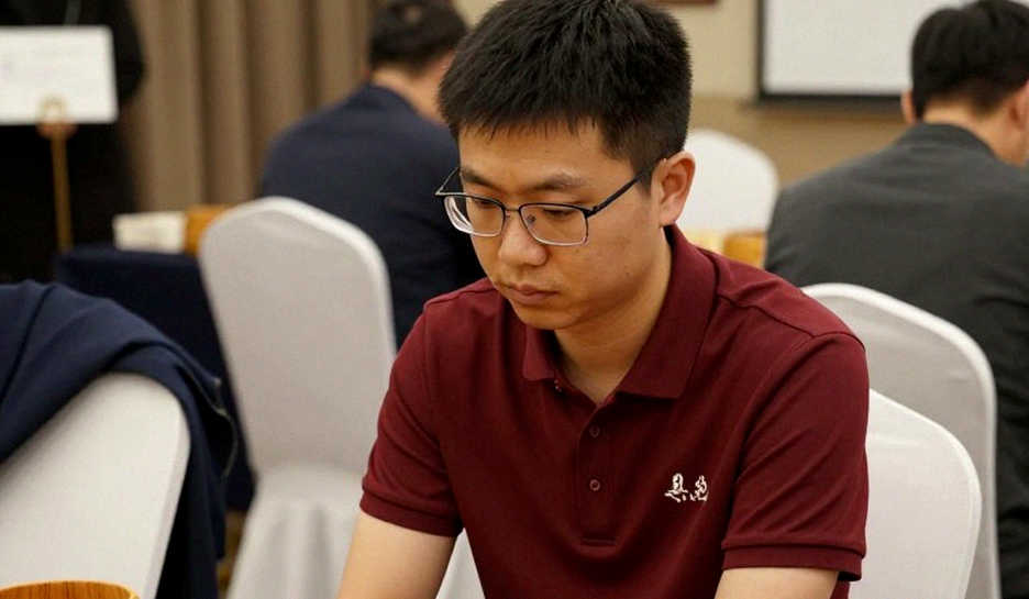 FIDE bỏ phiếu ngày 26/9: Rosenstein cam kết đưa Carlsen trở lại, cơ chế thực thi vẫn bỏ ngỏ FIDE bỏ phiếu ngày 26/9: Rosenstein cam kết đưa Carlsen trở lại, cơ chế thực thi vẫn bỏ ngỏ