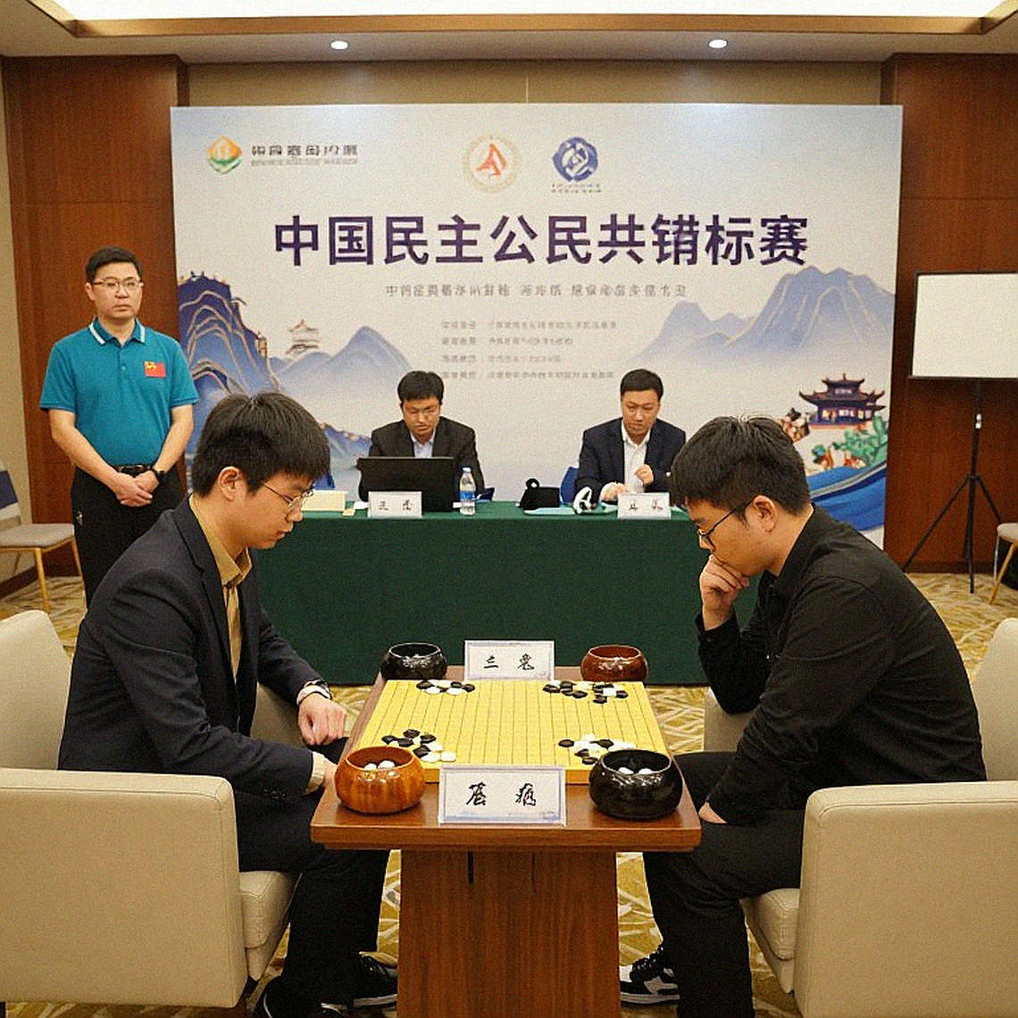 Khi kim đồng hồ quyết định suất xuống hạng: Bài học quản trị từ Bundesliga cờ vua 2026/87