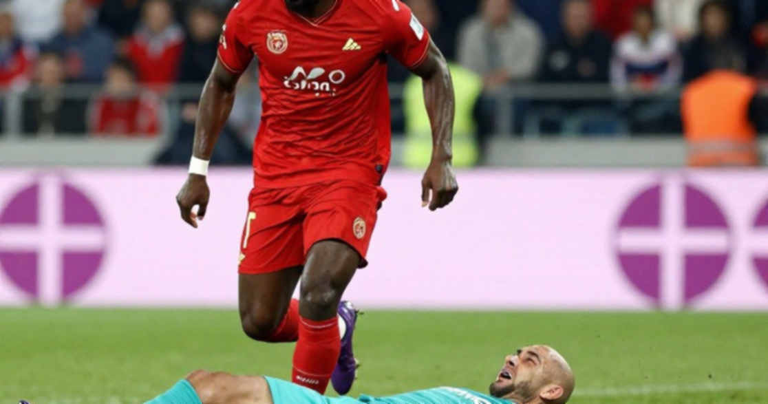 Kiểm toán làng chuyển nhượng V.League: 48 hợp đồng và một mùi tiền không đổi