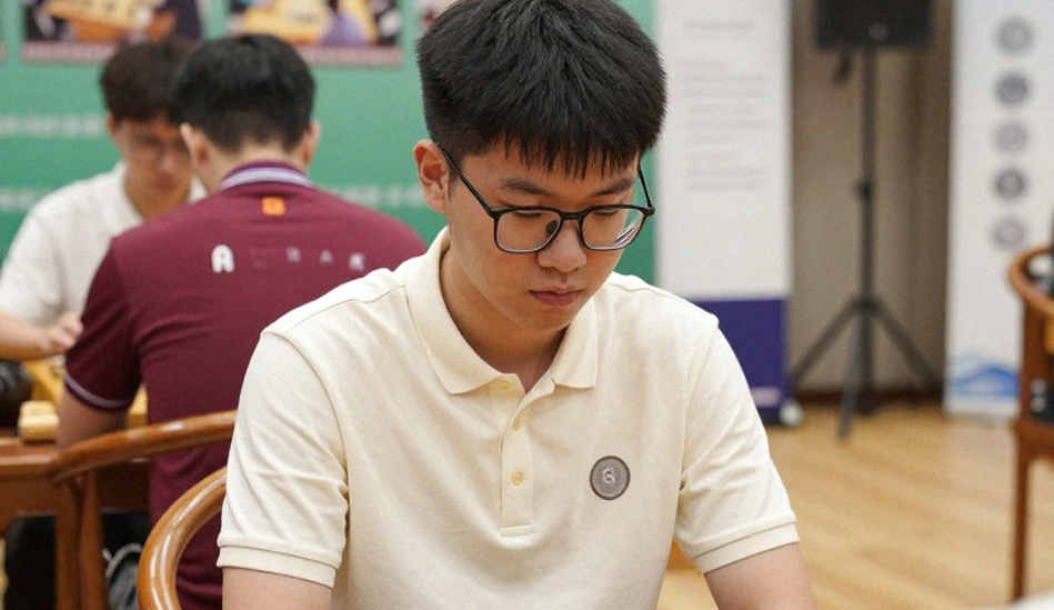 Nước a6 và sáu mươi phút: Daniel King cập nhật lý thuyết Najdorf cho quân Đen