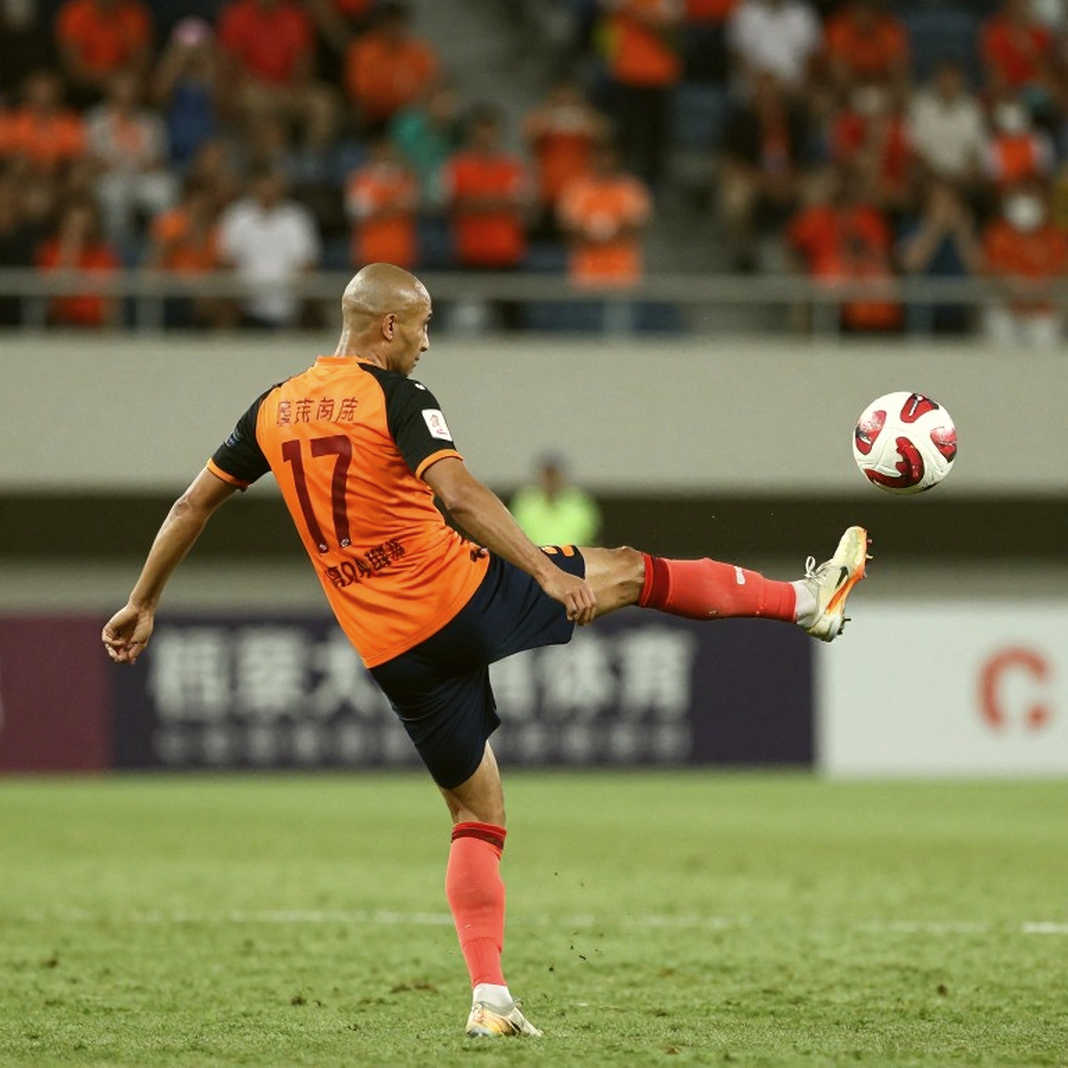 Việt Nam 1-0 Philippines: Bàn thắng phút 25 của Đình Bắc, ba màn ra mắt và bài toán kiểm soát thế trận sau khi dẫn bàn