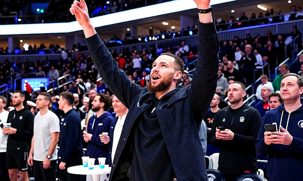 Giannis và bài toán spacing ở Miami: Khoảng trống sau con kỳ nhông